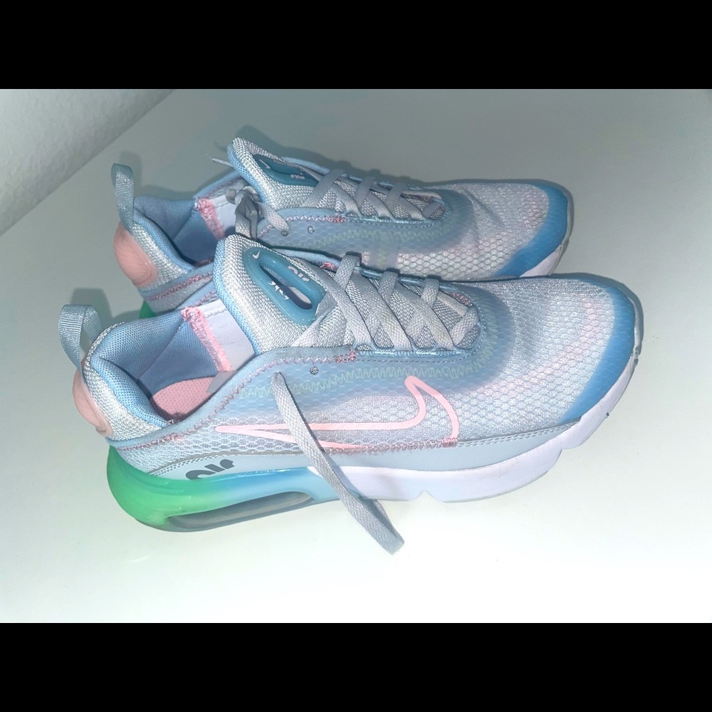 Nike Air Max 2090